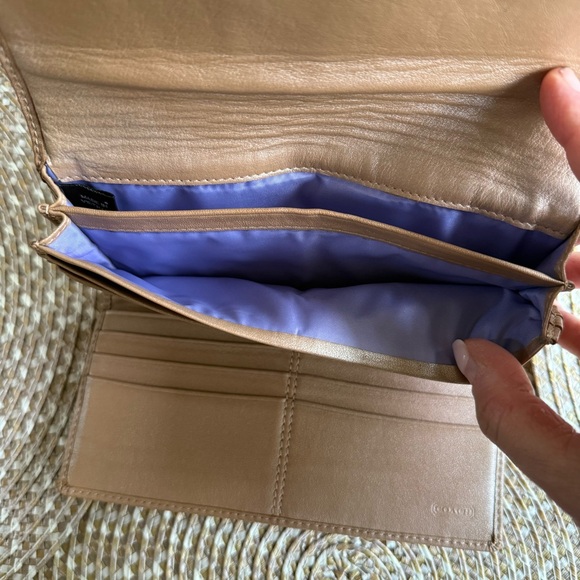 Coach Wallet - Picture 10 of 14